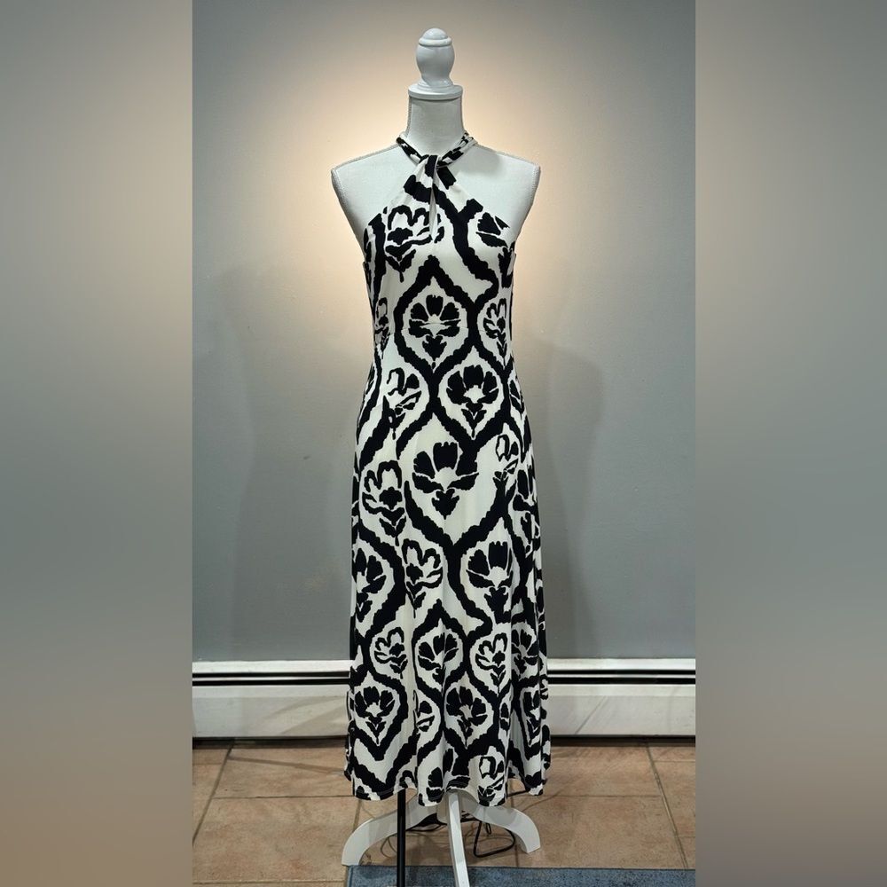 B/W WHBM Floral Halter Keyhole Maxi Dress Size 8 EUC